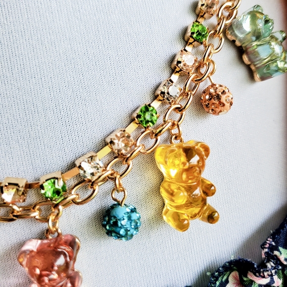 Nwt Betsey Johnson Gummy Bear Frontal Necklace - Picture 9 of 17